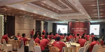 event organizer meeting corporate