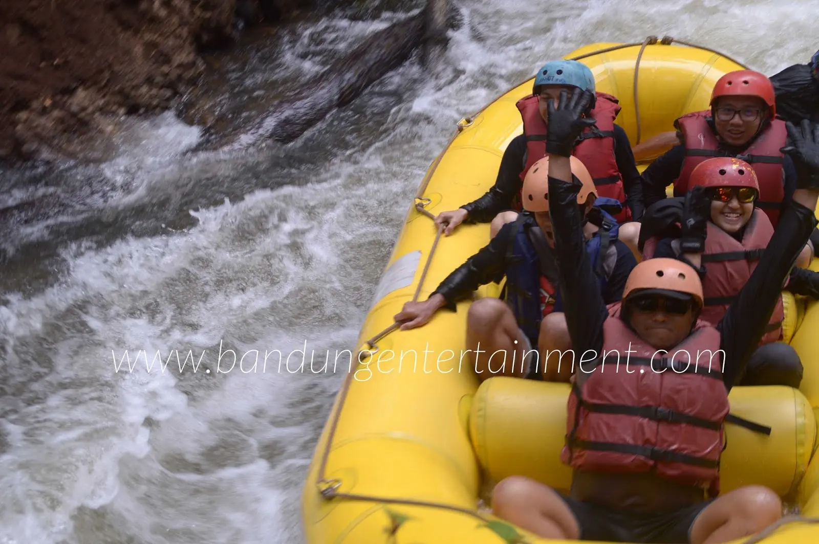 rafting outbound pangalengan