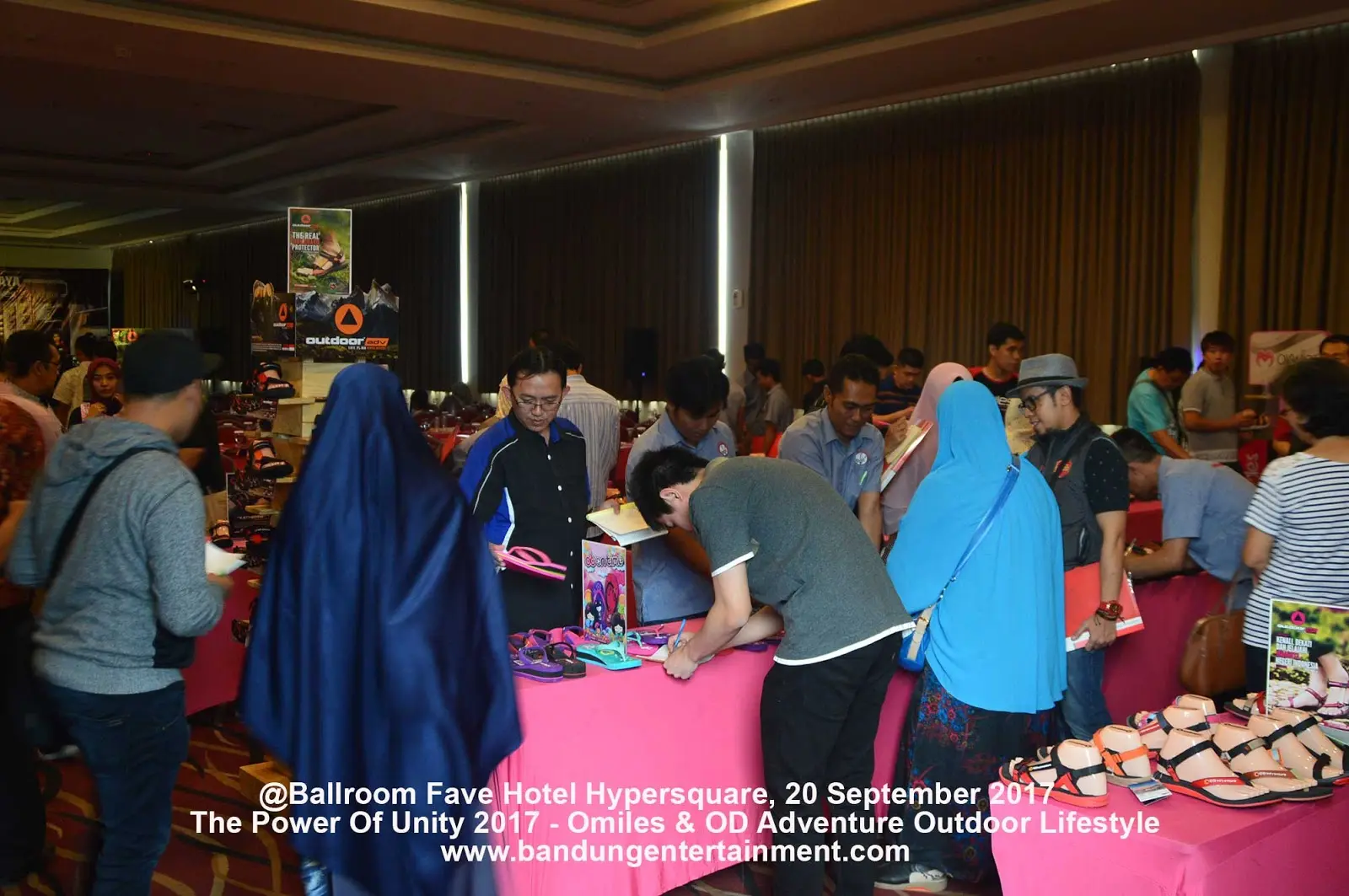 acara pre launching sandal od adventure