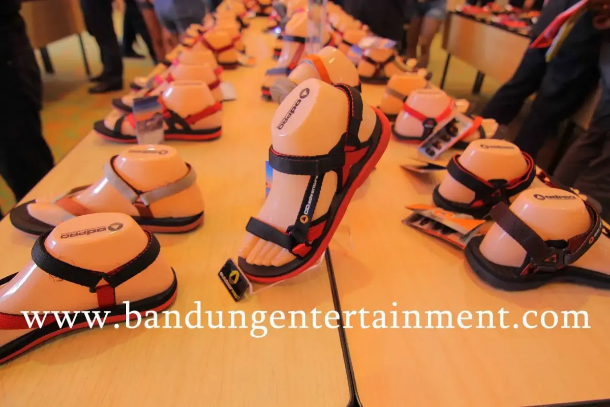 Event Launching Produk Sandal Omiles di Harris Hotel Sentul